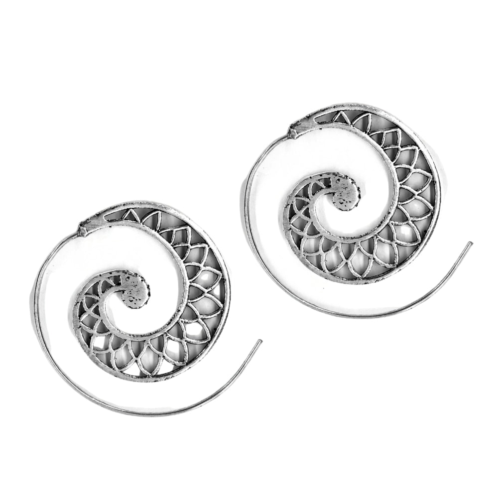 Brass coil lotus leaf cutout coil earring - IFE577