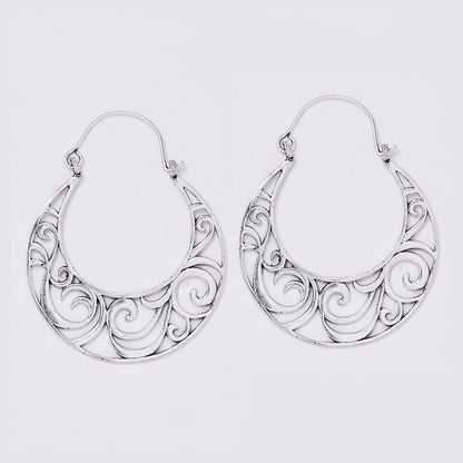 Brass  swirly flat basket design brass hoop earrings - IFE724