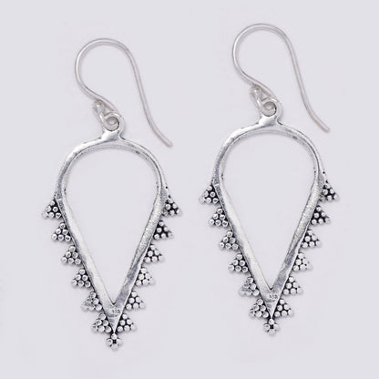 Brass pear shape pointy stipple edging earring - IFE739