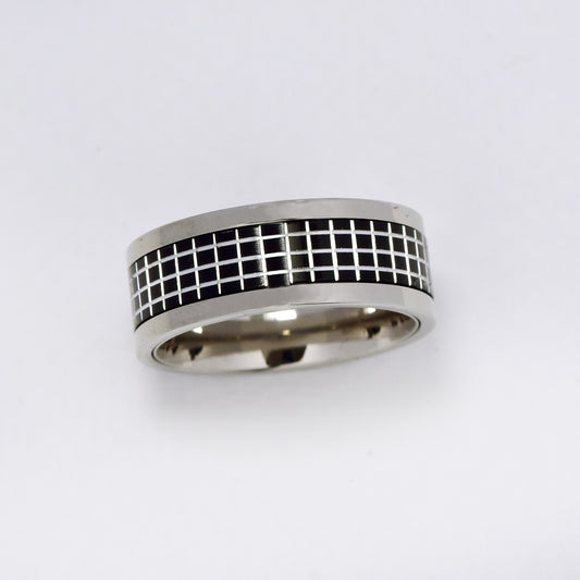 Stainless steel broad black and silver ring with line pattern - SSVR213