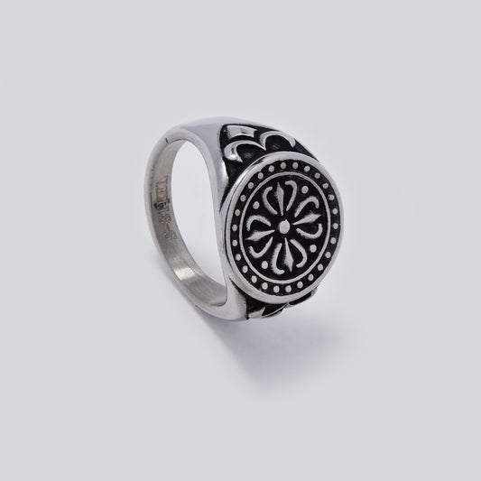 Stainless steel oxidized tribal flower print signet ring - SSYR5463