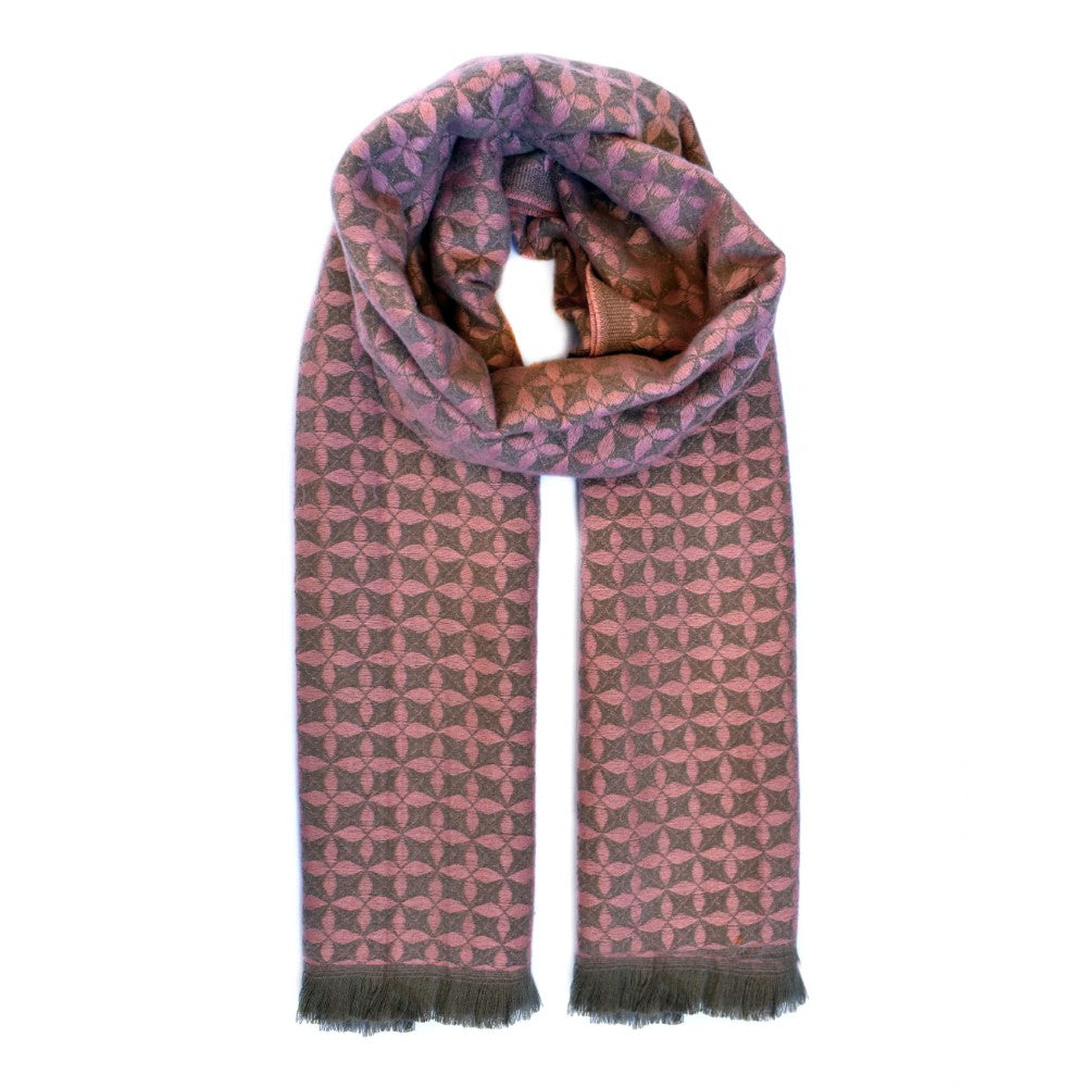 Luxuriously soft woven scarf - YS4532